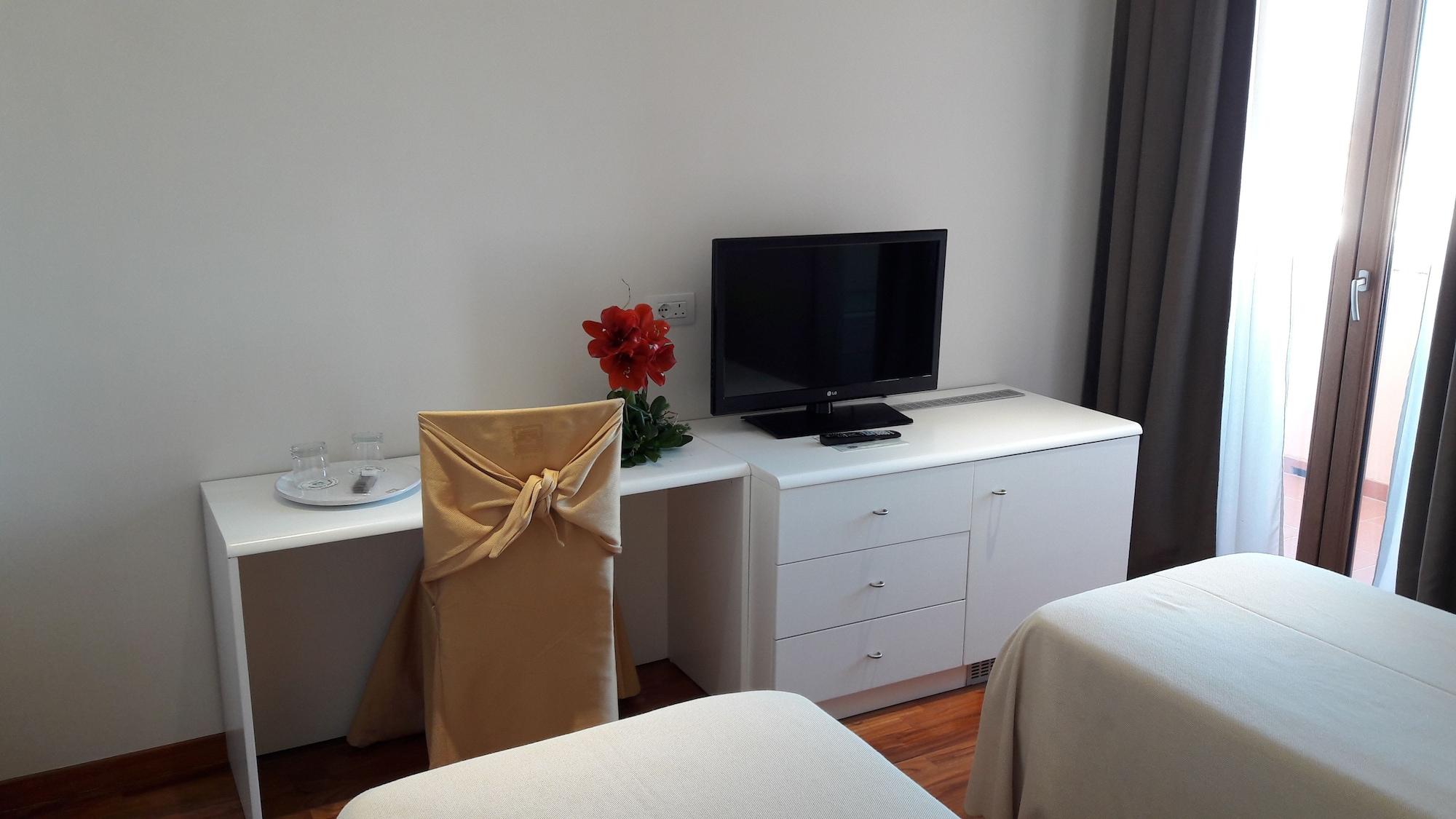 Park Hotel San Michele มาร์ตินาฟรังกา ภายนอก รูปภาพ