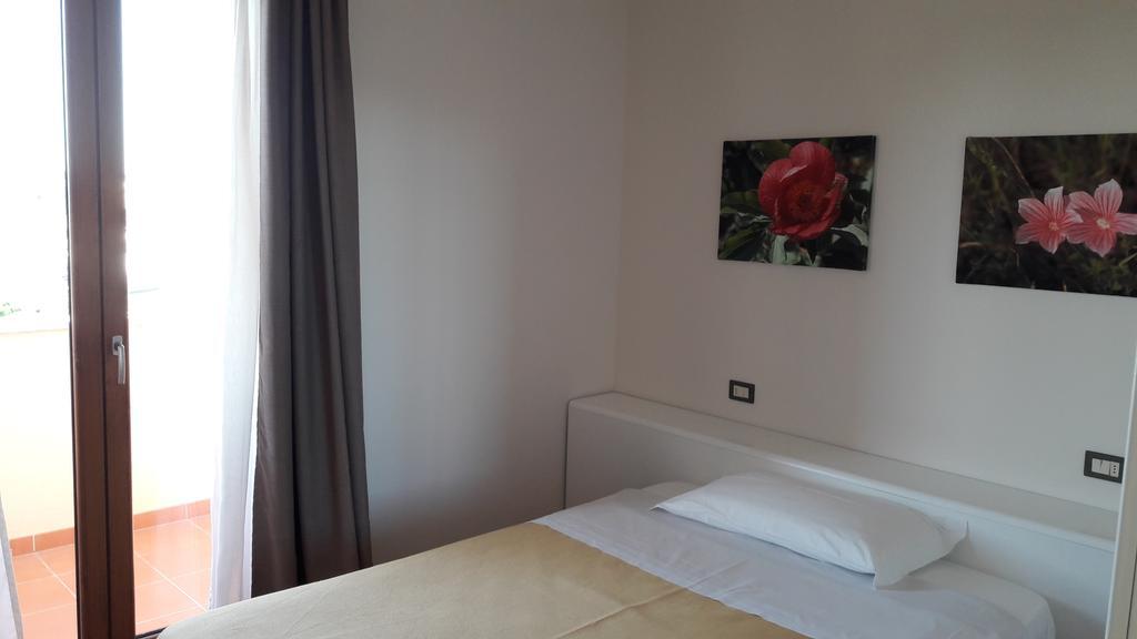 Park Hotel San Michele มาร์ตินาฟรังกา ภายนอก รูปภาพ