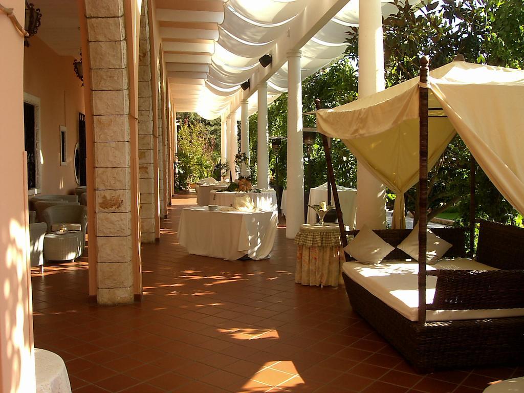 Park Hotel San Michele มาร์ตินาฟรังกา ภายนอก รูปภาพ